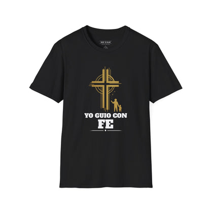 Yo Guío Con Fe T-Shirt — Camisa con Cruz Dorada para Líderes y Padres Cristianos